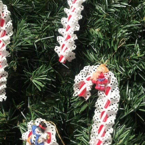 Set Of 4 Acrylic Candy Cane Christmas Ornaments - Picture 3 of 5